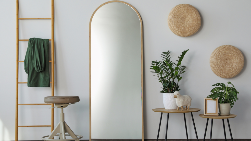 mirrors to enlarge space